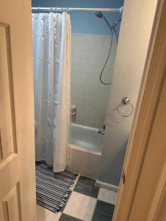Room in House - Majestic Private Room - Alexandria - 6