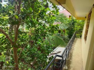 Entire 4 Bedroom villa - 5