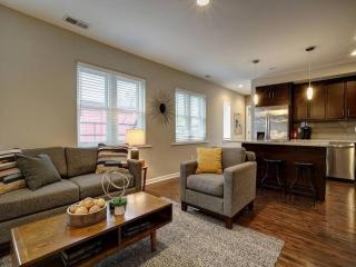Bright 2BR near downtown - Cincinnati - 9