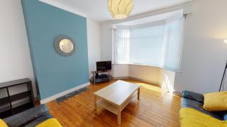 Stunning City Centre-Uni Town House - 6