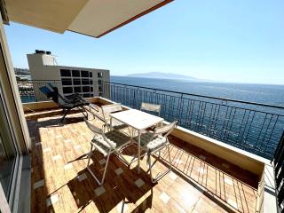 K&T Seaside Deluxe TwoBedroom Apartment - 4