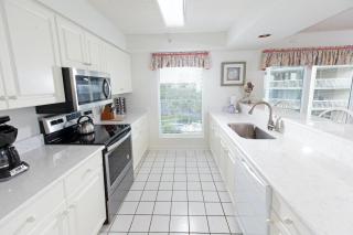 Oceanfront Paradise: 3 Bdrm Condo, Pawleys Island - 2