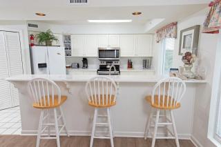 Oceanfront Paradise: 3 Bdrm Condo, Pawleys Island - 4