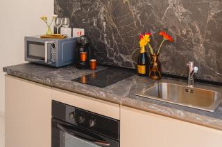 Stunning 1BDR Main Street Penthouse! Near Sea! - Il-Gżira - 3