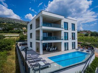 Luxury villa Bellevue - Podstrana - 0