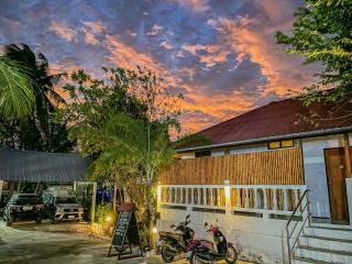 Bounty Resort - 5
