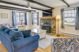 Cozy Westbrook Vacation Rental - Walk to Beach! - Westbrook - 9