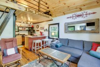 On-Site Trail, Fire Pit Cozy Sauk Centre Retreat! - 8