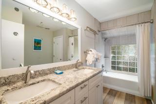 Litchfield Country Club Cottage 4BR 4BA Retreat - Pawleys Island - 3