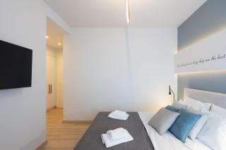 Luxury 4 Bedrooms Apartment Near Flisvos Marina - 1