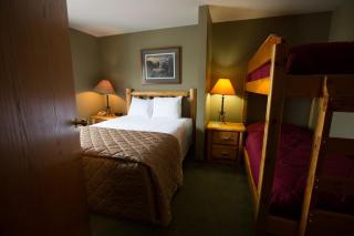 Cranberry Country Lodge - 6