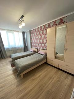 Comfort halal apartments Abu Dhabi Plaza - 5