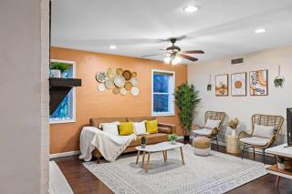 Cozy Buckhead Suite - great area, free easy parking, near shops and restaurants - 0