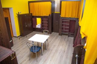 Sun City Hostel 4 - Kiev - 5