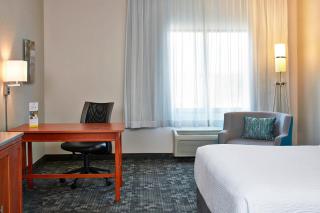 Courtyard by Marriott Bloomington Mall of America - Bloomington - 2