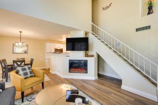 Modern Phoenix Home with Gas Fire Pit - Dogs Welcome - Phoenix - 4