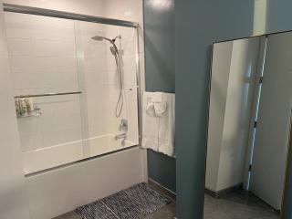 Luxe Corner Penthouse 1BR Condo on Sunset - 1