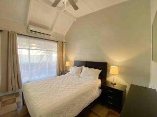 Beach Bliss - 1BR Villa with Pool 2 blocks from ocean - Jacó - 5