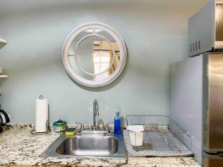 Beach Bliss - 1BR Villa with Pool 2 blocks from ocean - Jacó - 4