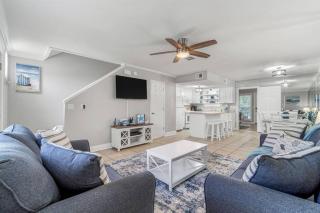 Beach, pools, tennis, Gulf Highlands Beach Resort - Panama City Beach - 0