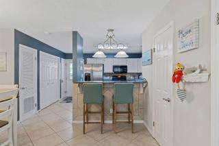 Beach House, Pool front, beach access, beach gear - 6