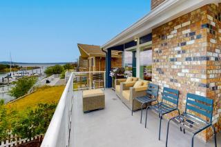 Prime Cove Quarters - Oak Harbor - 2