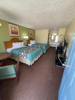 Executive Inn - Mountain Home - 3