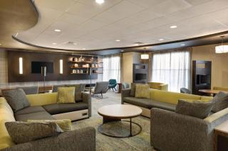 Courtyard by Marriott Fort Smith Downtown - 2
