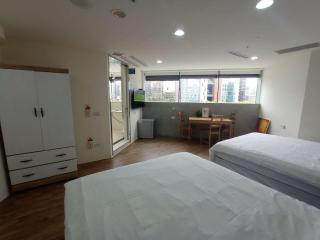 Meworld Hotel - Daan - 0