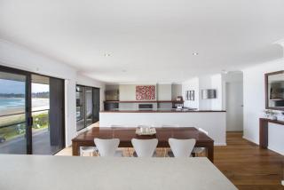 Beach Road - 8