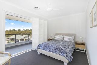Free night on us this winter at Billies Beach Shack - Narrawallee - 1
