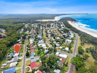 Free night on us this winter at Thalassinos - Narrawallee - 9