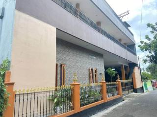 OYO 92880 Wisma Nusantara Near SD GMIM Wiau Lapi - Manado - 7