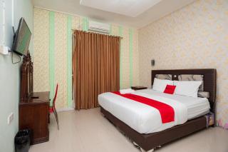 RedDoorz Syariah at Bumi Siliwangi Residence Padang - Padang - 0