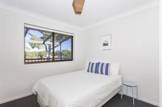 Free night on us this winter at Horizons - Mollymook - 2