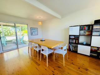 Free night on us this winter at Relaxed Coastal Retreat - Mollymook - 8
