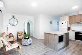 Free night on us this winter at Sunnyview Mollymook - Mollymook - 9