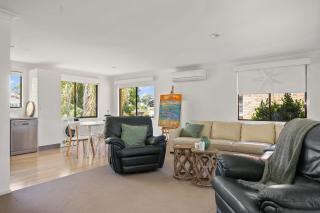 Free night on us this winter at Ocean and Golf - Mollymook - 5