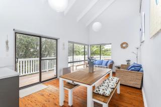 Free night on us this winter at Salt And Pepper - Mollymook - 9