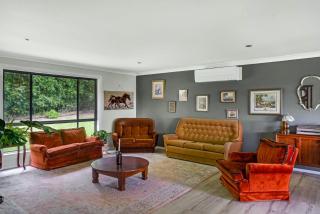 Free night on us this winter at Suey's Coastal Farm House - Milton - 8