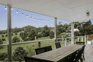 Free night on us this winter at Suey's Coastal Farm House - Milton - 0