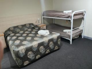 Kambah Inn - 4