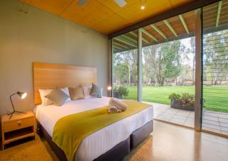 Cape Horn Vineyard 5 Bedroom Riverfront House on Working Vineyard - Australia - 1