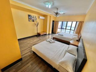 MARINA COURT PENTHOUSE KOTA-KINABALU VACATION HOME 5 BEDROOMS - 15 PAX - Kota Kinabalu - 8