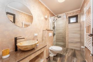 Ellys Residence - Voroneţ - 4