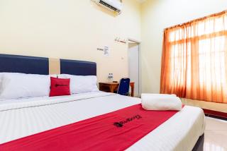 RedDoorz near Kelapa Gading - 0