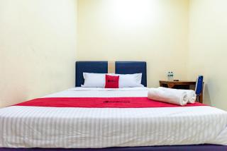 RedDoorz near Kelapa Gading - 6