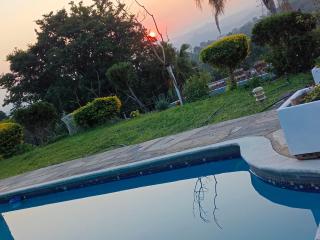 Cosmic Retreat - Family Guest Home - Queensburgh - 2