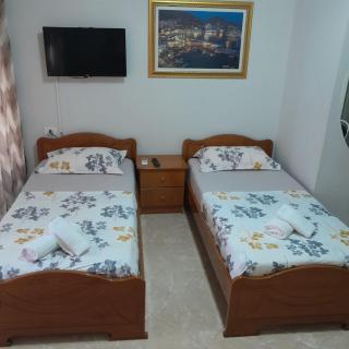 Apartament Roisin - Saranda - 8
