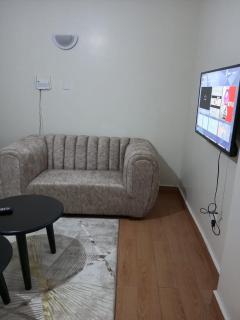 Lux Suites Wawazi Court Apartments - Nairobi - 2